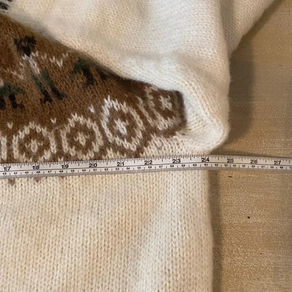 Vintage Peruvian Handmade‎ Alpaca Sweater Traditional Knit Design - Picture 9 of 10